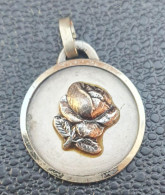 Pendentif Médaille Religieuse Milieu XXe - Motif Rose "Sainte Thérèse De L'Enfant Jésus - Lisieux" Religious Medal - Religion &  Esoterik