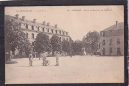 61. ALENCON . Entrée Du Quartier De Cavalerie . Animée - Alencon