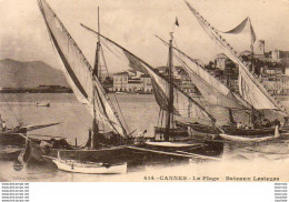 D06  CANNES  La Plage - Bateaux Lesteurs - Cannes