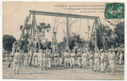 Delcampe - CPA - SALINS D'HYERES (Var) - Apprentis Torpilleurs Du Vaisseau école Marceau - Le Portique Pendant L'exercice De Gym... - Altri & Non Classificati