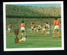 2036566835 1982 SCOTT 582 (XX) POSTFRIS  MINT NEVER HINGED - SPORT - WORLD CUP SOCCER 1982 - St.Lucia (1979-...)