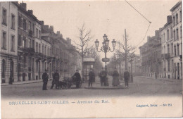 Saint-Gilles : Avenue Du Roi  (  1907  Avec Timbre )    Attelage Chien - St-Gilles - St-Gillis