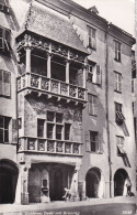 Innsbruck, Goldenes Dachl Mit Brunnen - Innsbruck