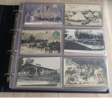 Album De Cartes Postales Sur Le Thème Militaire, Guerre : 1 Album, 44 Feuillets Et + De 450 Cartes - Verzamelingen & Kavels