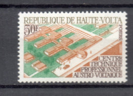 HAUTE VOLTA  N° 232      NEUF SANS CHARNIERE  COTE 1.00€     CENTRE PROFESSIONNEL - Alto Volta (1958-1984)