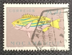 MOZPO0366U8 - Fishes - 2$50 Used Stamp - Mozambique - 1951 - Mosambik