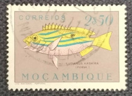 MOZPO0366UA - Fishes - 2$50 Used Stamp - Mozambique - 1951 - Mosambik