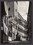 082811/ SIENA, Palazzo Chigi Saracini - Siena