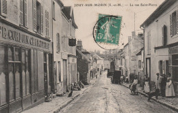 CPA-77-JOUY SUR MORIN-La Rue Saint Pierre-Charcuterie-Animée - Other & Unclassified