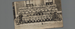 CARTE PHOTO REGIMENT CASERNE - Regimenten