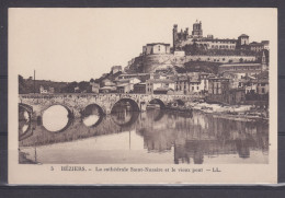 CPA Béziers Dpt 34 La Cathédrale Saint Nazaire Et Le Vieux Pont Réf 420 - Beziers