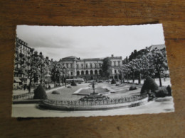 SAINT ETIENNE/ Square Jean Jaures Et Hotel De Ville - Saint Etienne