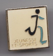 Pin's Sport Et Jeunesse Réf 5345 - Otros & Sin Clasificación