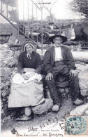 AUVERGNE -  Heureux Couple D 'Auvergnats - Auvergne