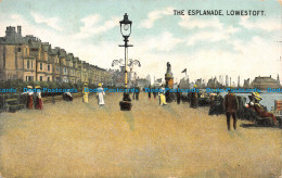 R141169 The Esplanade. Lowestoft - Wereld