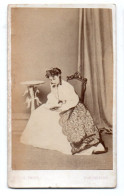 (Photo Carte De Visite) 582, Portrait De Femme, Photo Edgar Cox, Weymouth Dorchester - Old (before 1900)