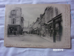 NEMOURS (Seine Et Marne) LA RUE DU CHATEAU MAGASINS - Nemours