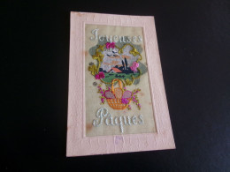 BELLE CARTE BRODEE..."JOYEUSES PAQUES"... - Embroidered