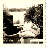 Photographie Photo Vintage Snapshot Amateur Le Pouldu 29 Finistère Transistor TS - Anonymous Persons