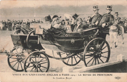 Famille Royale Visite Des Souverains Anglais à Paris 1914 Revue De Printemps Le Landeau Royal CPA - Case Reali