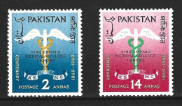 PAKISTAN. N°119-20 De 1960. Collège Médical. - Medicine