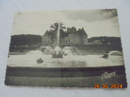 Chateau De Vaux Le Vicomte. Construit En 1656-1661. Le Bassin De La Couronne. Mignon 2896 - Vaux Le Vicomte