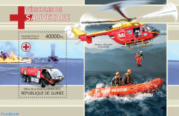 Guinea, Republic 2013 Special Transport, Mint NH, Transport - Automobiles - Helicopters - Aircraft & Aviation - Ships .. - Auto's