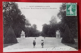 CPA  -  Saint Germain En Laye - La Terrasse - Rond Point De L'avenue La Dauphine - St. Germain En Laye (castle)