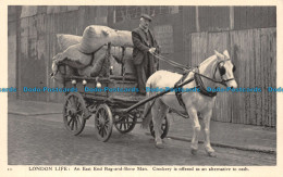 R140737 London Life. An East End Rag And Bone Man. Crockery Is Offered As An Alt - Autres & Non Classés