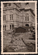 RARE Photographie WW2 Seconde Guerre Vienne Wien Bombing Bombardement Opera House 1945 Autriche 6x9cm - Guerre, Militaire
