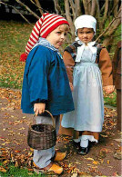 Folklore - Costumes - Auvergne - Groupe Folklorique Les Enfants D'Auvergne - Gracieux Couple D'Enfants - CPM - Voir Scan - Trachten