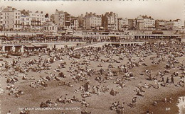 AK 213659 ENGLAND - Brighton - The Beach And Marine Parade - Brighton