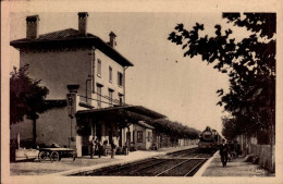 ISTRES       ( BOUCHES DU RHONE ) LA GARE - Bahnhöfe Mit Zügen