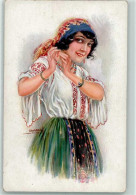 10318921 - Frau Tracht Erkal Serie 331-4 AK - Usabal