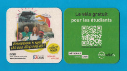 SOUS BOCKS   BIENVENUE A NOS ETUDIANTS  VILLE DE LYON RECTO VERSO - Beer Mats