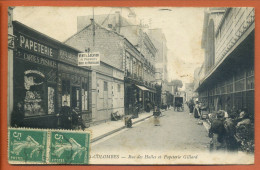 CPA 92 Hauts De Seine BOIS COLOMBES - Rue Des Halles Et Papeterie Gillard - Animation Magasin Timbres & Cartes Postales - Colombes