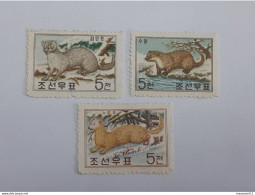 Lot De 3 Timbres Neufs De Corée Du Sud  Avec Animaux - Belette .. Lot415 . - Korea, South