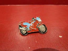 PIN'S " MOTO HONDA ". - Motorräder