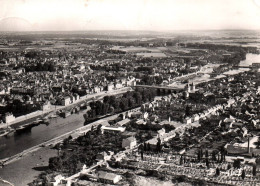 RECTO/VERSO - CPA - CHATELLERAULT - VUE AERIENNE PRISE EN AVION - LE PONT HENRI IV ET VALLEE DE LA VIENNE - BEAU TIMBRE - Chatellerault