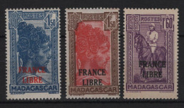 Madagascar - N°248 à 250 - ** Neufs Sans Charniere - Cote 18€ - Neufs