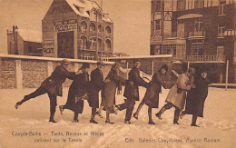 België - KOKSIJDE (W. Vl.) Onder De Sneeuw - Schaatsen Op De Tennisbaan - Koksijde