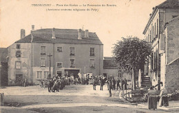 Meurcourt (70) Place Des écoles - La Procession Du Rosaire - Ed. Folley  - Andere & Zonder Classificatie