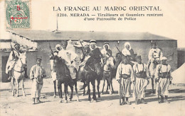 La France Au Maroc Oriental - MERADA - Tirailleurs Et Goumiers Rentrant D'une Pa - Autres & Non Classés