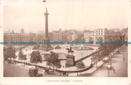 R142600 Trafalgar Square. London. Boots Cash Chemists. RP Series. 1922 - Autres & Non Classés