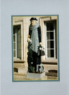 Auxerre (89) : Statue De Marie Noël - Auxerre