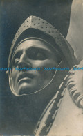 R141752 Old Postcard. Statue Head - Monde