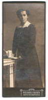 Fotografie Richard Fischer, Copitz A. E., Hauptstr. 14, Portrait Dame Im Schwarzen Kleid Mit Spitzenkragen  - Anonymous Persons