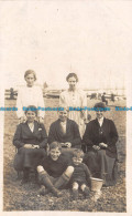 R142672 Group Photo. Unknown Place. Old Photography. Postcard - Monde