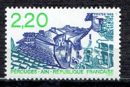 Pérouges (Ain) - Neufs