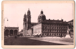 Fotografie Franz Wieser, München, Promenadeplatz 15, Ansicht München, Theatinerkirche Mit Blick Zur Feldherrnhalle  - Orte